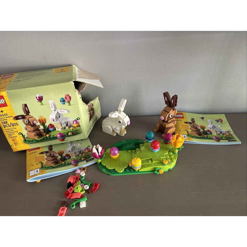 LEGO Iconic: Easter Rabbits Display Bunny And Eggs
